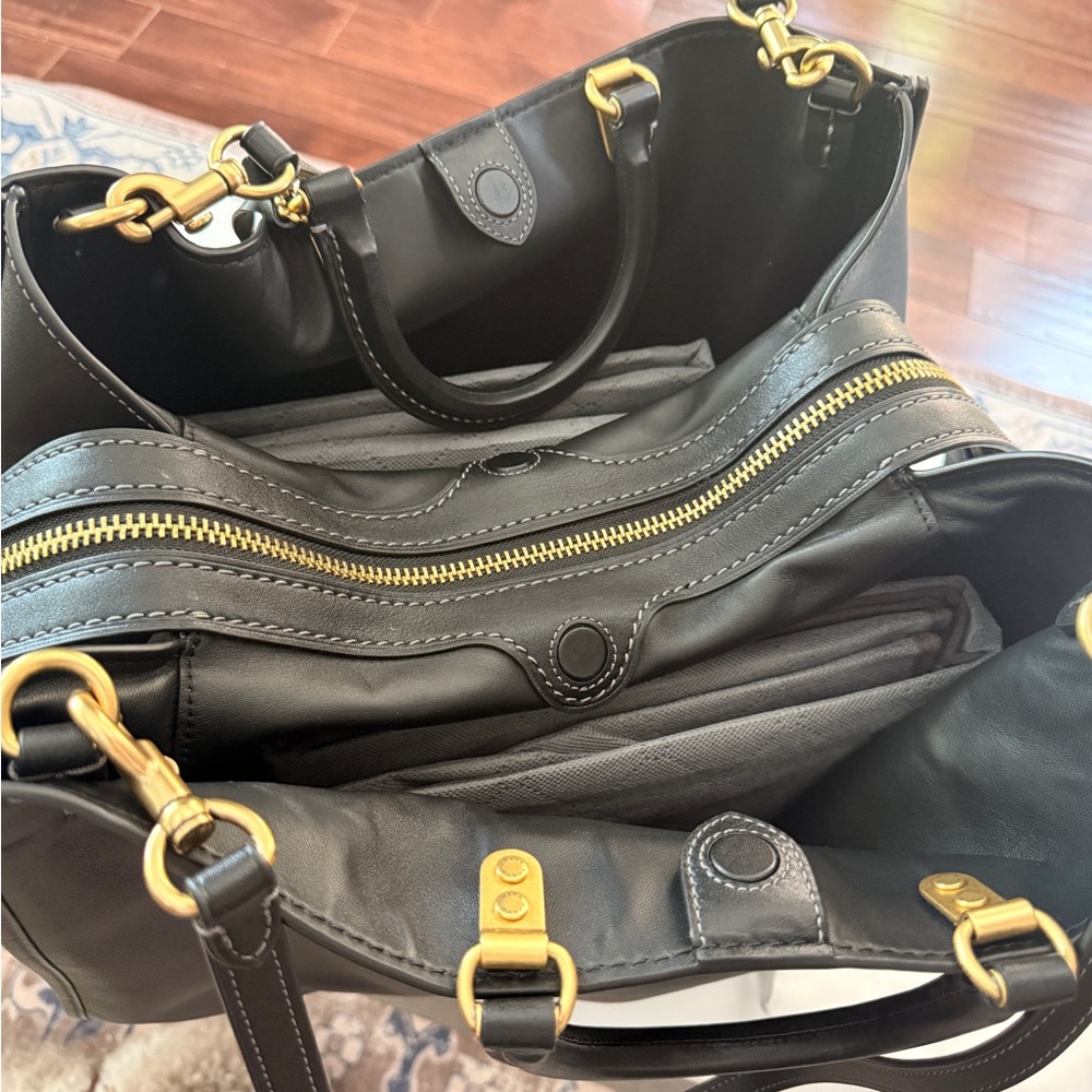 Coach 40 Rogue Leather Tote with Brass Accents, shoulder + crossbody straps - Picture 5 of 8